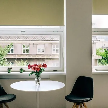 Appartement New In Quiet Part Of The Center