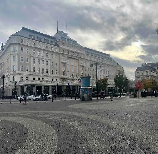 New In Quiet Part Of The Center *