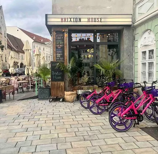 Διαμέρισμα New In Quiet Part Of The Center Μπρατισλάβα